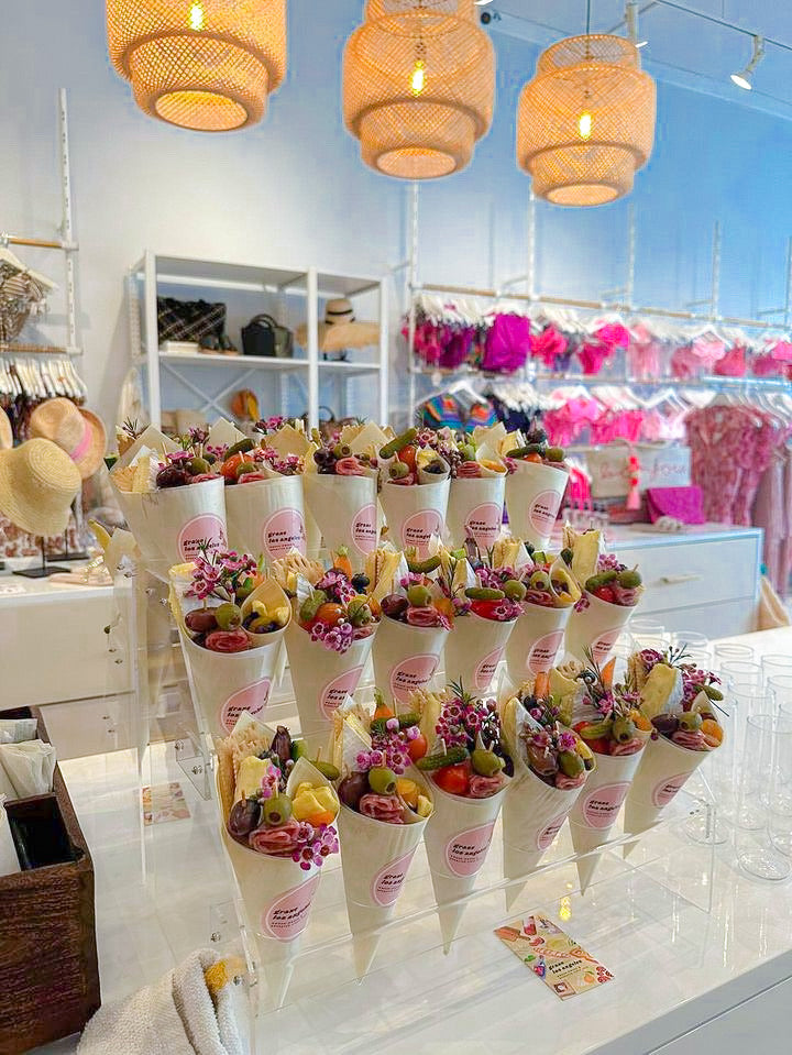 TABLE TOP GRAZE CONES