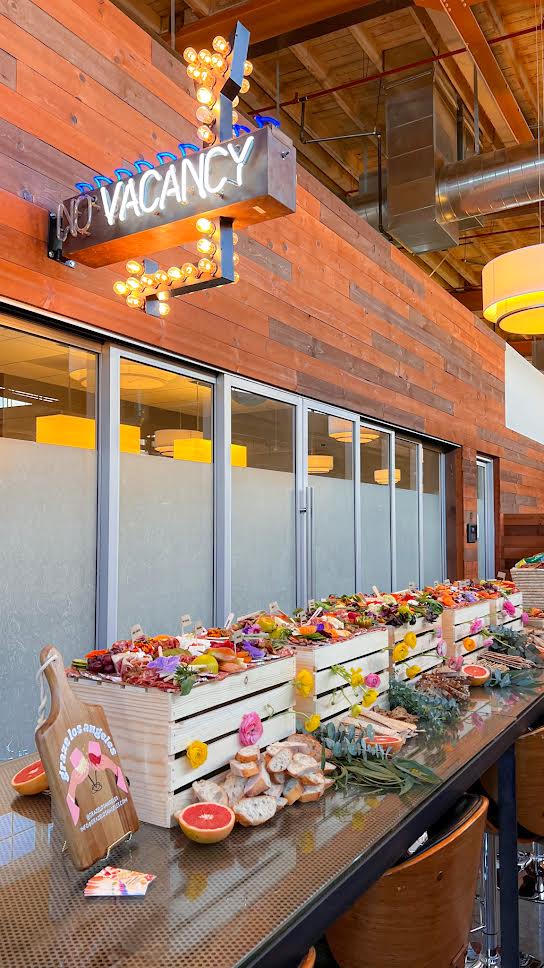 GRAZING TABLE