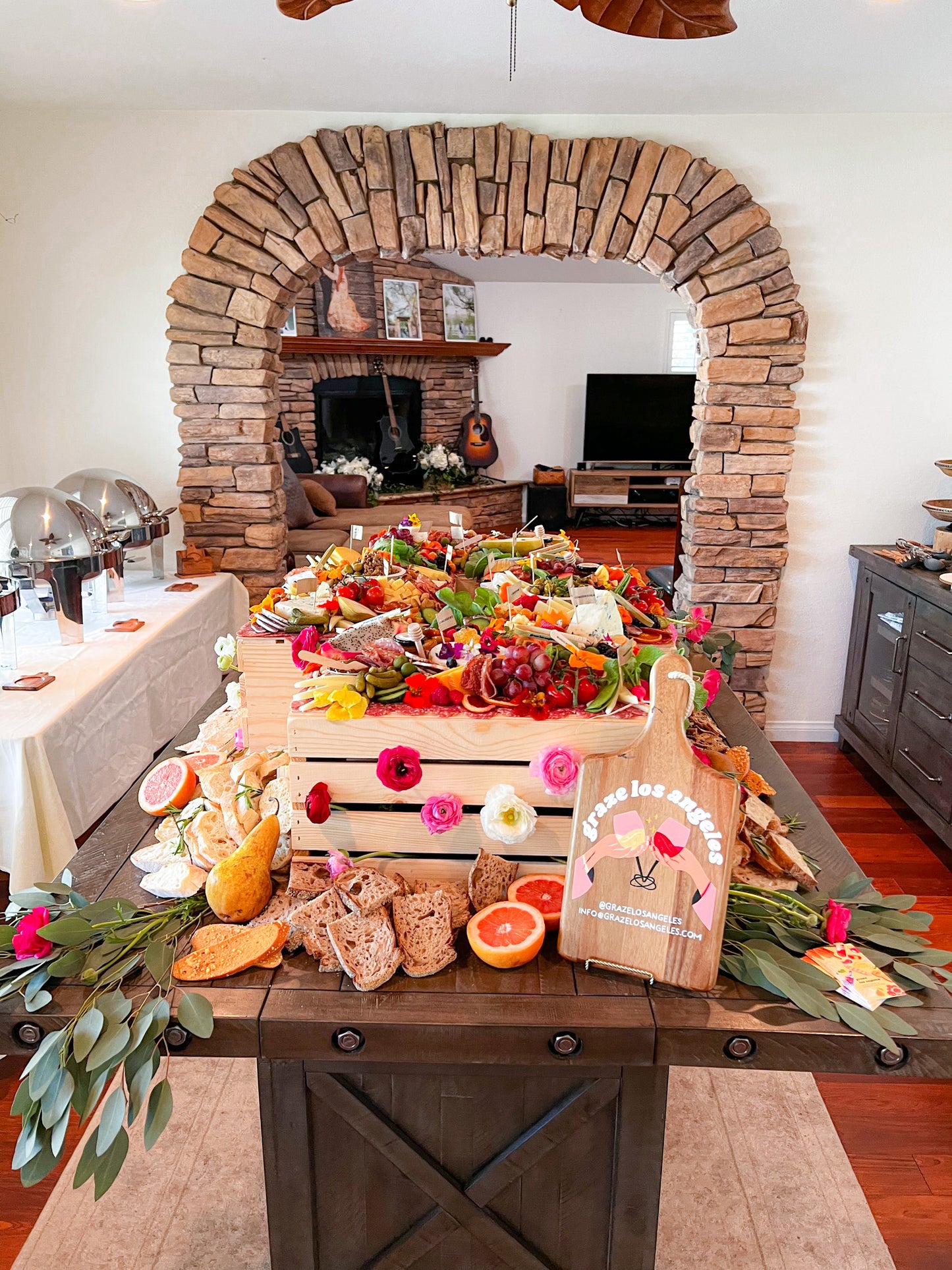 GRAZING TABLE