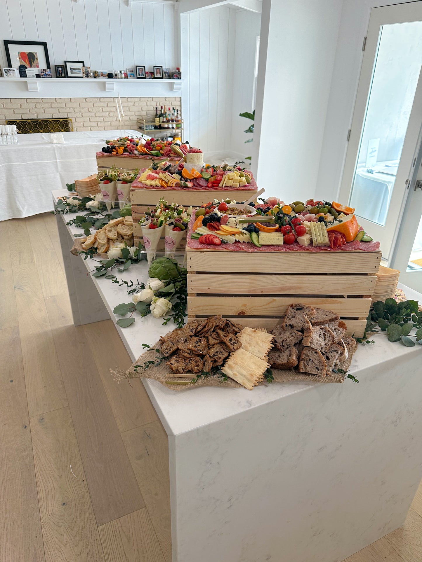 GRAZING TABLE