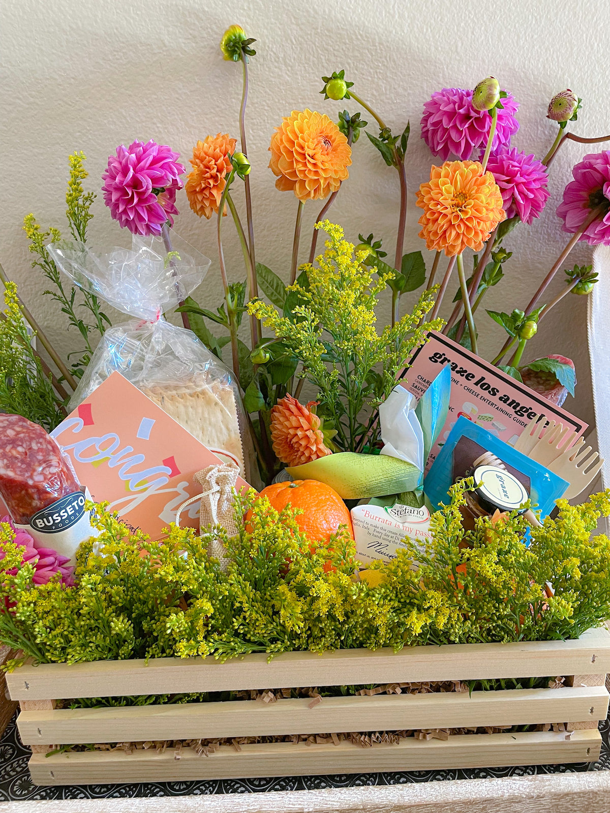 grazing crates Images High Quality Grahic GRAZE CRATE β Graze Los Angeles